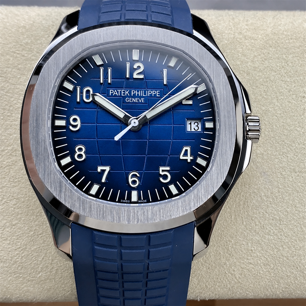 Aquanaut 5168 42mm Blue Dial Blue Rubber Strap 3KF A330SC